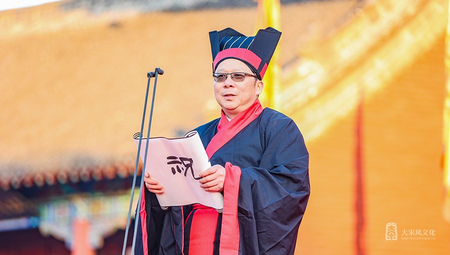 公祭大典发起人、加拿大中华文化研究院主席黄斌先生致辞